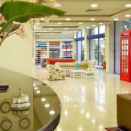 艾昂尼昂之星酒店 酒店 4*